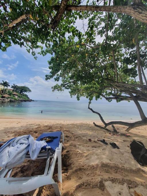 Townhouse By The Bay, Little Bay Country Club ,Negril Villa Orange Bay Bagian luar foto