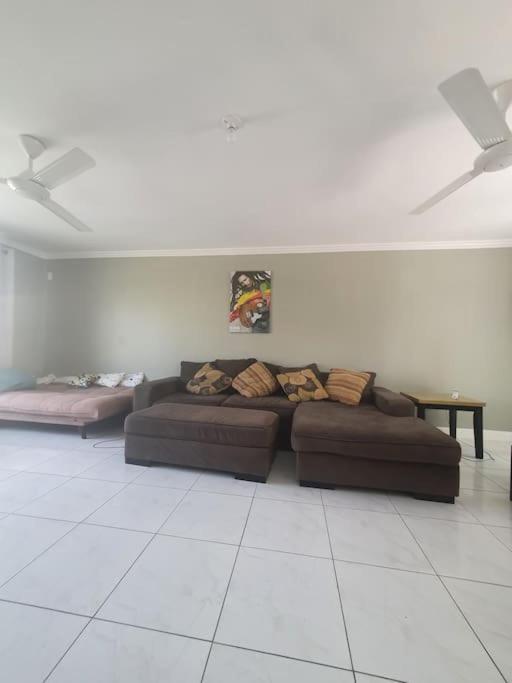 Townhouse By The Bay, Little Bay Country Club ,Negril Villa Orange Bay Bagian luar foto
