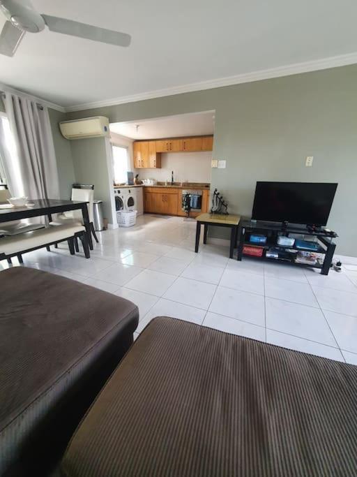 Townhouse By The Bay, Little Bay Country Club ,Negril Villa Orange Bay Bagian luar foto